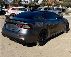 نيسان ماكسيما